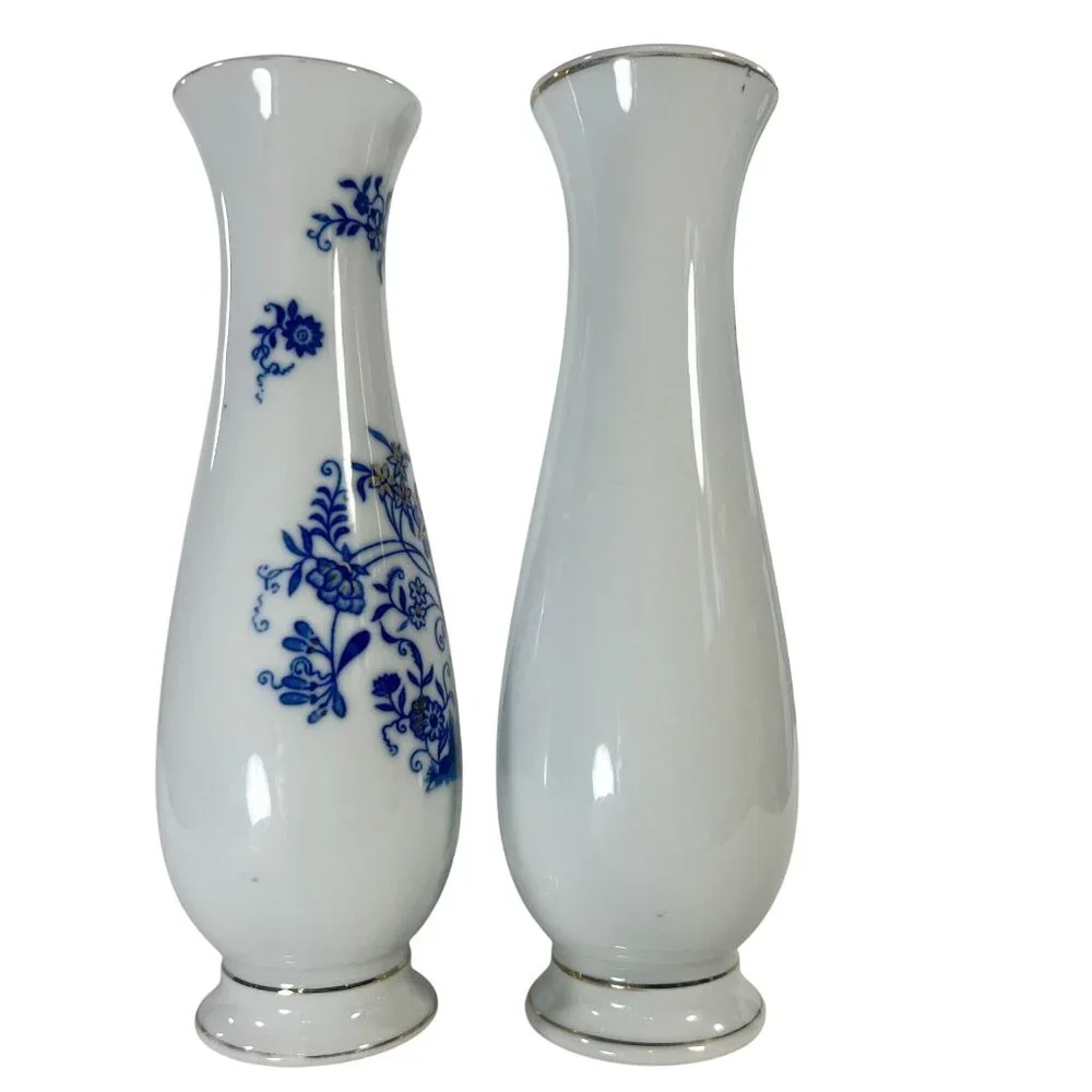 Norleans Japan 2 Hand painted Gilded Blue‎ White Floral Porcelain Vases READ